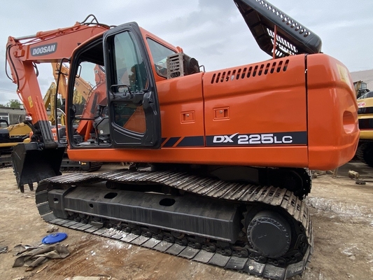 22 Tonnen Original Gebraucht Doosan DX225 Crawler Bagger mit 157KW Motorleistung und 1,05m3 Eimer Kapazität