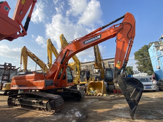 30 Tonnen Original Gebraucht Doosan DX300 Crawler Bagger mit 1,27 m3 Eimer Kapazität