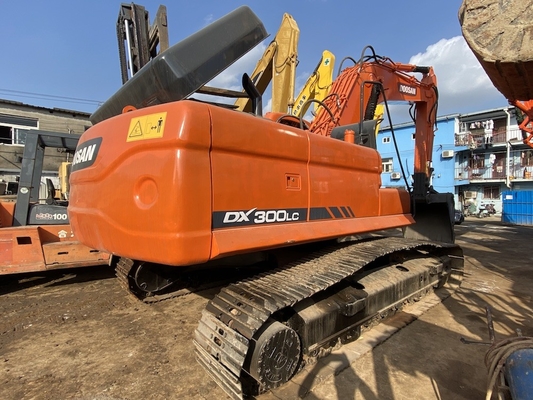 30 Tonnen Original Gebraucht Doosan DX300 Crawler Bagger mit 1,27 m3 Eimer Kapazität