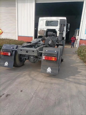 Gebrauchtes Sinotruk Howo 371 PS Lkw Traktor Anhängerkopf 6x4 zum Verkauf