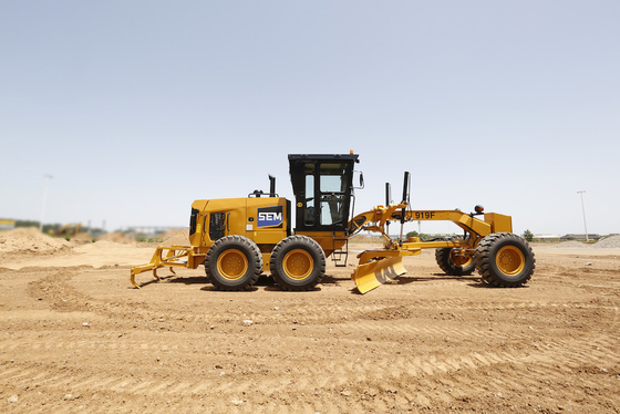 Schwere Ausrüstung Gebraucht SEM 919F Motor Grader Zweithand mit Ripper zum Verkauf